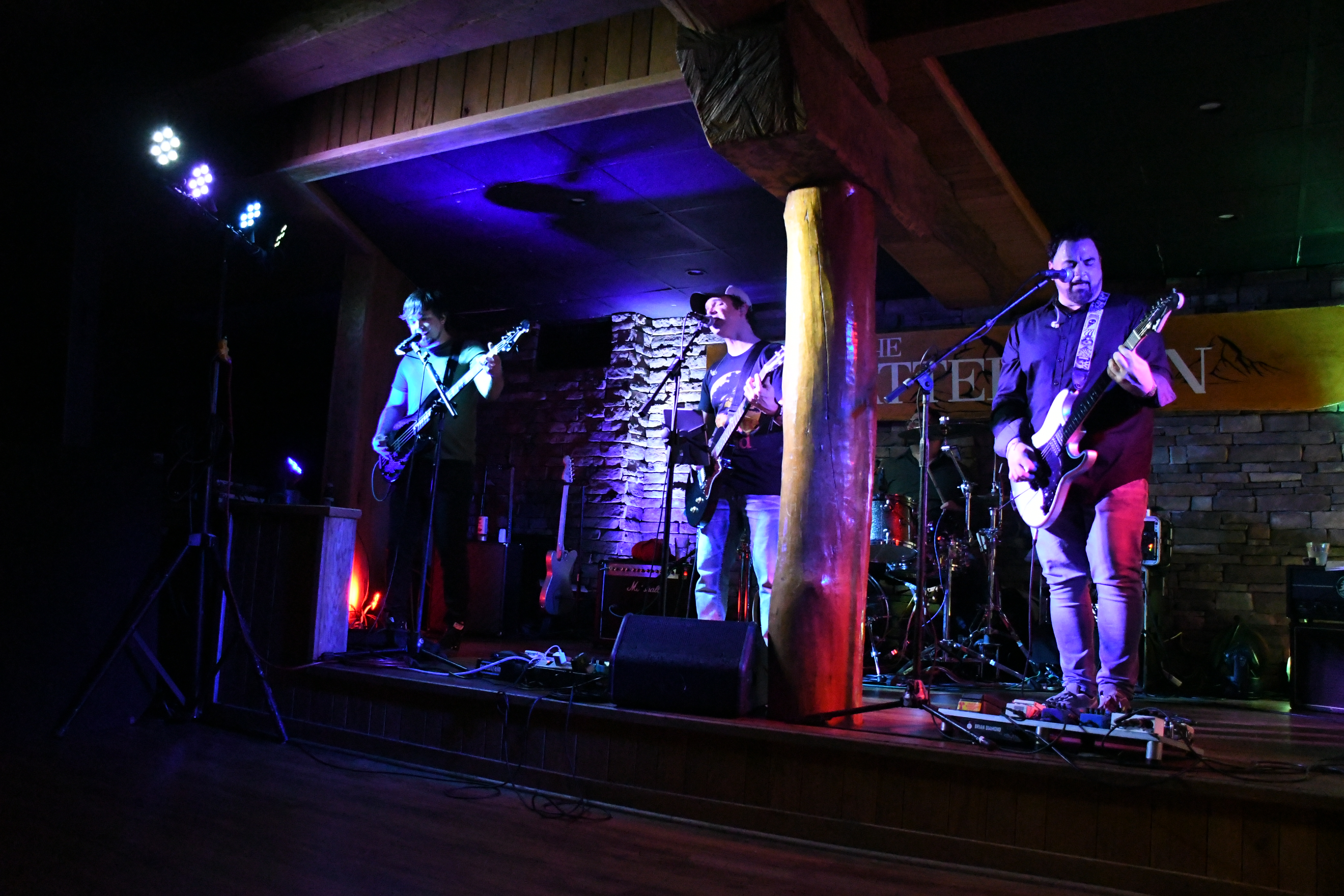 Matterhorn Lounge  Band